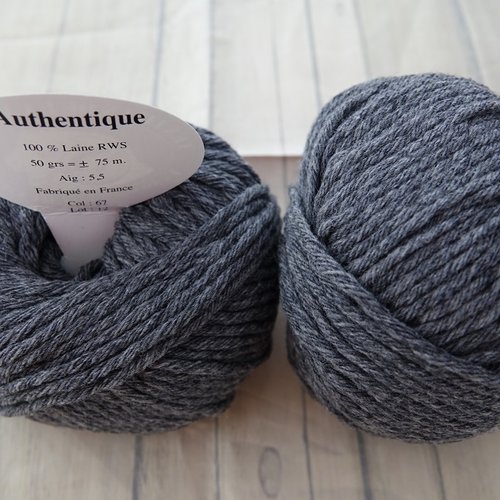 5 pelotes pure laine rws authentique gris 67 textiles de la marque