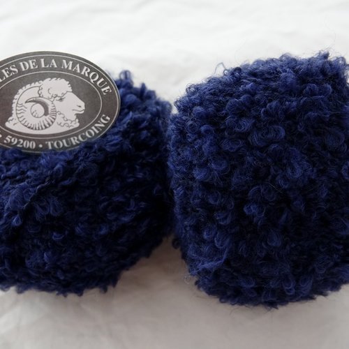 5 pelotes astrakan marine textiles de la marque avec laine et alpaga