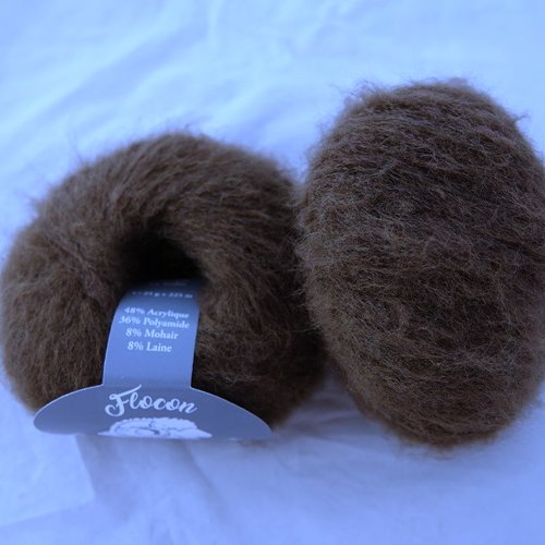 5 pelotes de 25 gr flocon chocolat 753 textiles de la marque