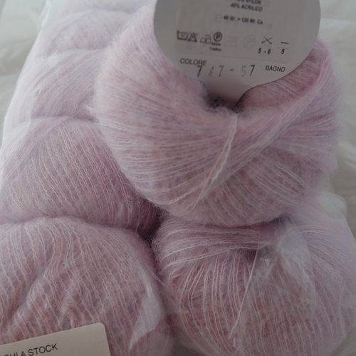 10 pelotes 30% mohair,20% laine morbidoso rose 747