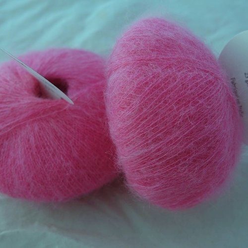 5 pelotes de laine fine 38% laine mérinos-15% alpaga diamond rose bonbon