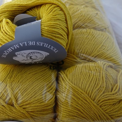 Mérinos 5 pelotes fifty jaune moutarde  textiles de la marque