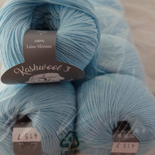 5 pelotes pure laine mérinos kashwool 3 bleu clair 415