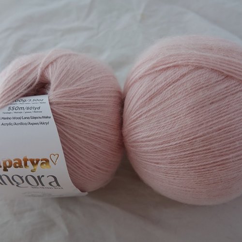 2 grosses pelotes  angora rose pêche 4420 papatya
