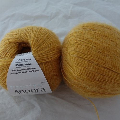 2 grosses pelotes  angora curry 8740 papatya