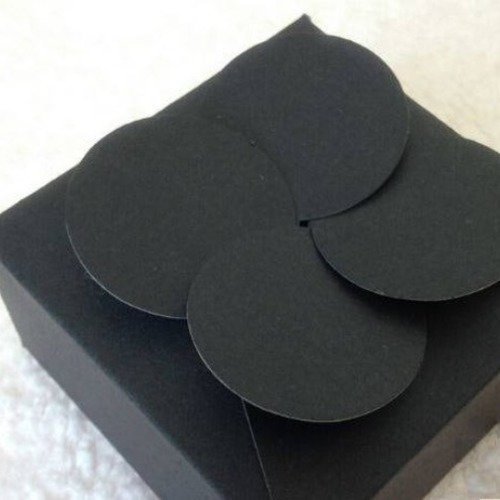 1 boite emballage cadeau carrée noire pliable 6.5 x 6.5 x 3 cm 