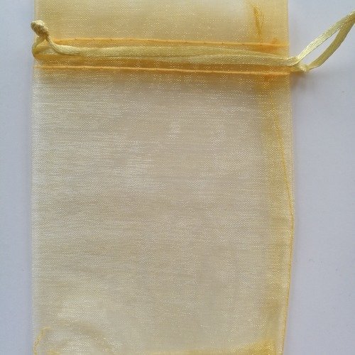 1 pochette organza emballage cadeau couleur jaune env 15 cm x 21 cm