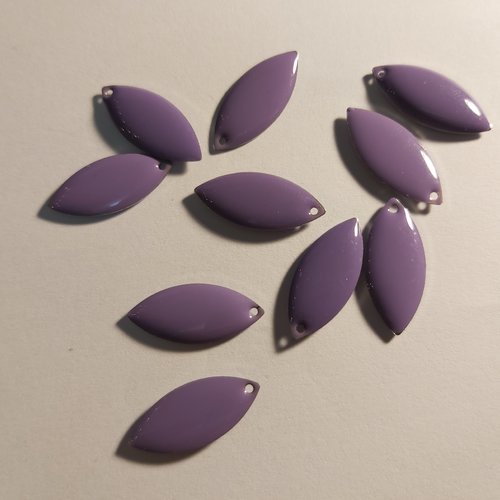 1 perle pendentif ovale violet env 1cm x 2,4cm