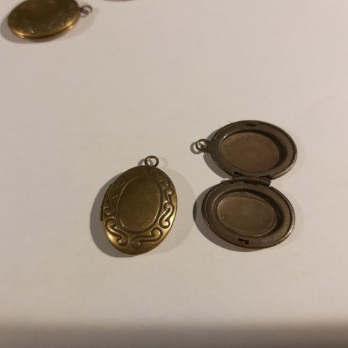 1 pendentif breloque en métal porte photo ovale 16 x 25mm