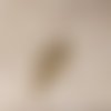 1 pendentif laiton brut doré vagues japonaises nuage 58 mm x 30 mm