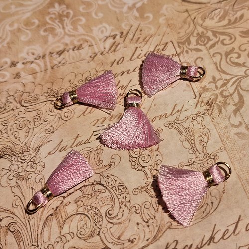 1 pendentif pompon textile rose env. 2 cm avec anneau