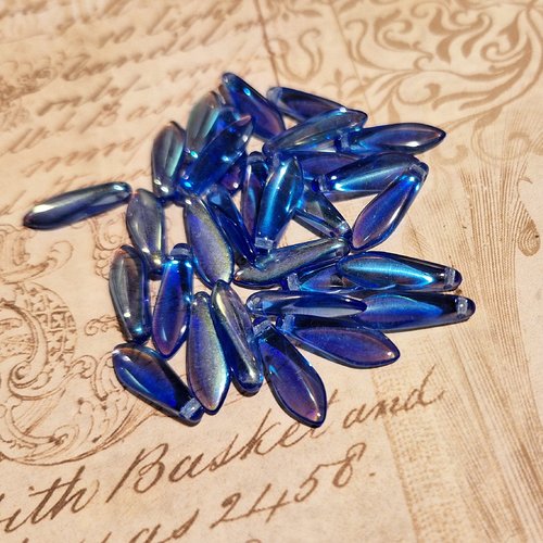 1 lot de 50 perle gouttes dagues verre 5 x 16 mm bleu sapphire