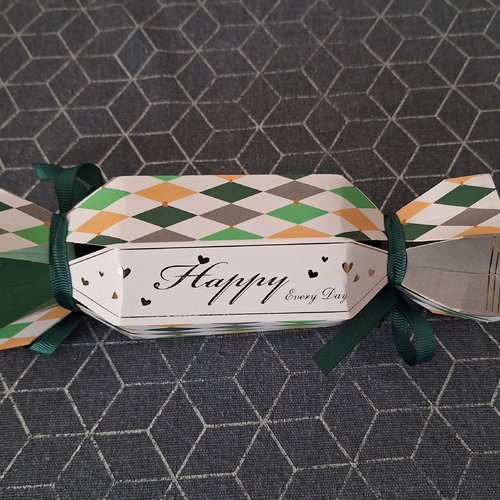 1 papillote emballage cadeau crackers noël 13 cm x 6,5 cm x 5,5 cm vert blanc marron