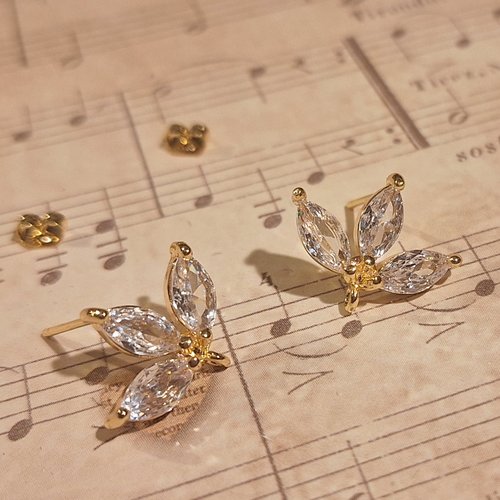 1 paire d'attaches clous boucles d'oreilles laiton doré strass zircon feuille d'arbre
