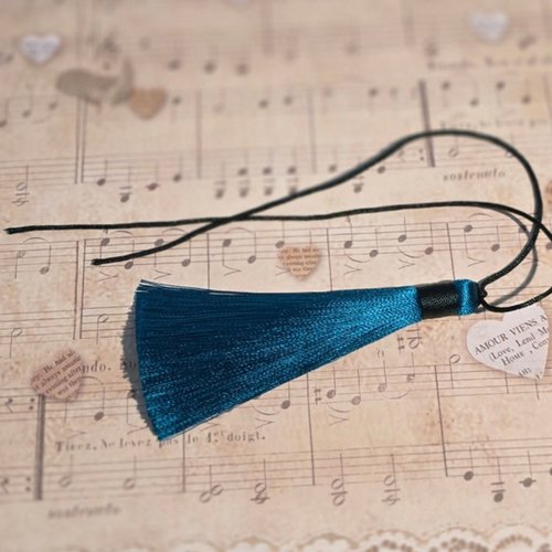 1 pompon polyester 8 cm vert turquoise emeraude