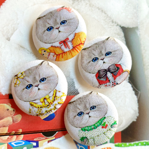 Grand bouton blanc colori chat chaton animaux decorative