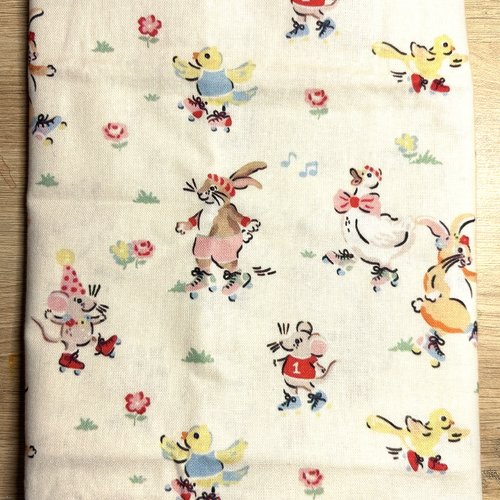 Coupon tissu coton crème jaune poussin lapin souris animaux 50 cm x 48 cm