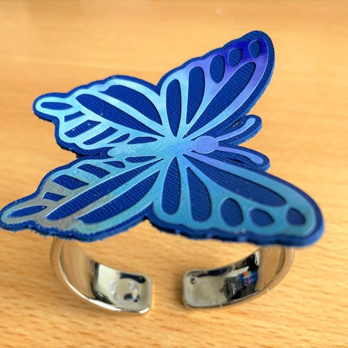 Bracelet manchette en laiton orné de cuir pour femme doré largeur 10mm - papillon
