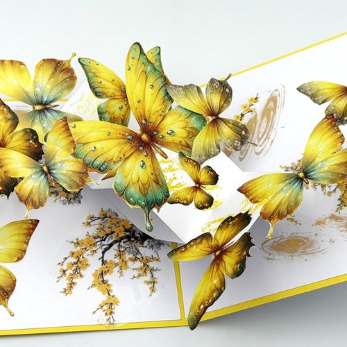 Carte pop up papillons dans les tons jaunes avec enveloppe assortie