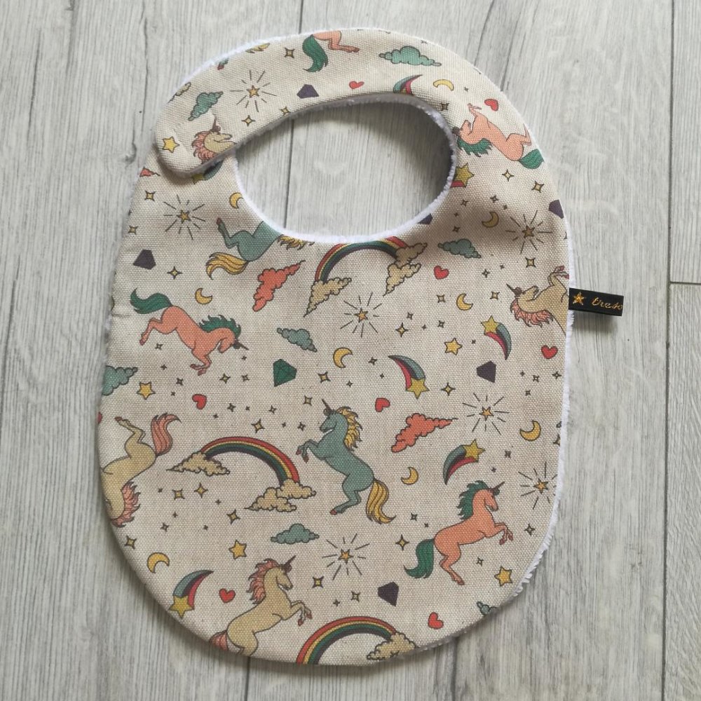 Bavoir Bebe Enfant En Coton Et Eponge Bambou Bio Motif Licornes Arc En Ciel Un Grand Marche