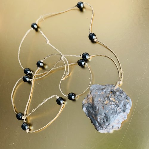 Collier huitre perles hématite
