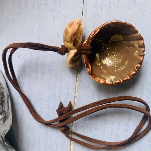 Collier coquillage automne