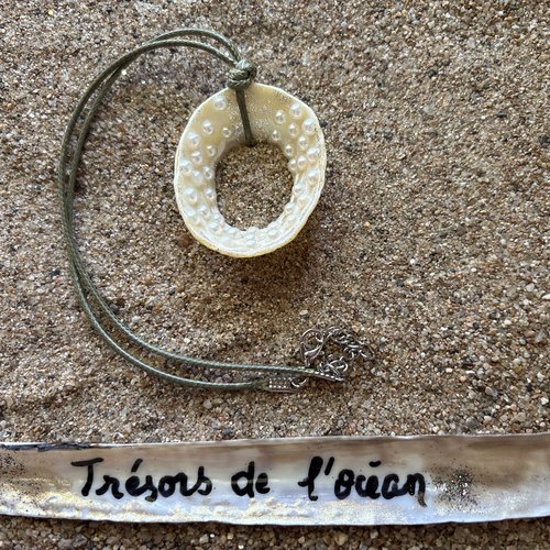 Collier coquillage perle