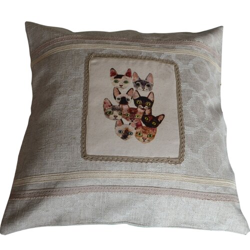 Housse déco coussin  image de  chats   style shabby  chic  victorien vintage en coton  et les  dentelles  45cm x 45 cm