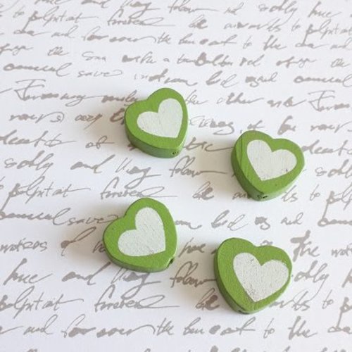 Perle en bois coeur (lot de 4) vert
