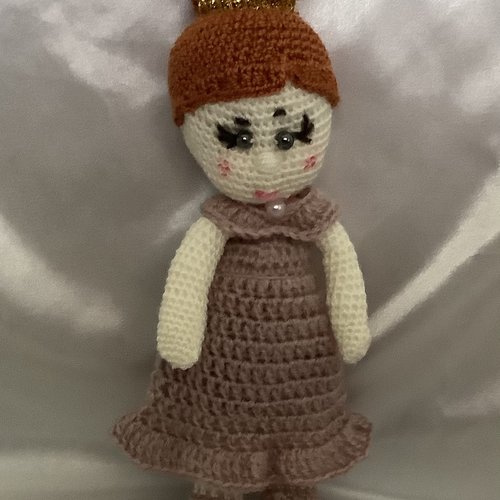 Amigurumi,petite poupée princesse au crochet