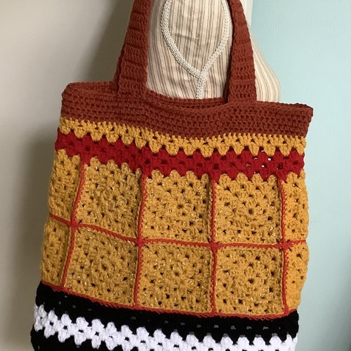 Chic cabas - grand sac bandoulière- cabas   ,coton/acrylique , style boho en carré grand - mère , crochet fait main,pour femme