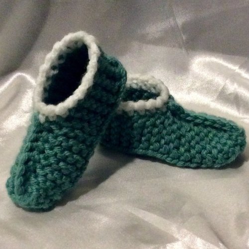 Chaussons bottines en tricot fait main pour bébé