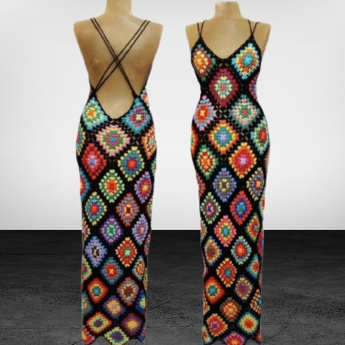 Sur commande.modèle robe longue,multicolore coton/acrylique doux  , style boho,hippie à carré , crochet fait mais ,pour femme,fille