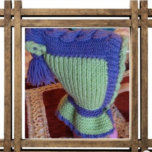 Sur commande. modèles 6 bonnets  avec cachée col en tricot fait main,pour enfant ,acrylique