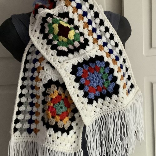 Chic écharpe,cachée col,style boho,hippie à carré grand-mère, crochet fait main,pour femme,homme