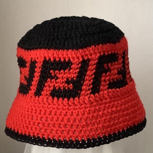 Sur commande.chapeau - bob panama fait main au crochet,acrylique doux,couleur rouge ,noire ,pour femme,homme