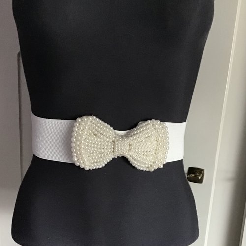 Ceinture élastique couleur blanc avec noeud perles