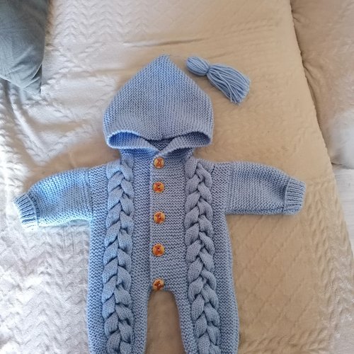 Combinaison bébé tricoté main