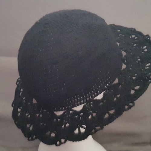 Chapeau noir au crochet country t. 58/60