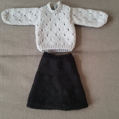Vêtements de poupée 35 cm - ensemble jupe et pull - tricoté à la main- plusieurs couleurs