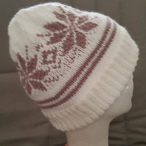 Bonnet jacquard blanc adulte et enfant tricoté main