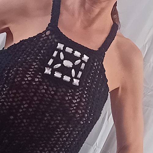 Top ajouré noir t. 38/40 tricoté main