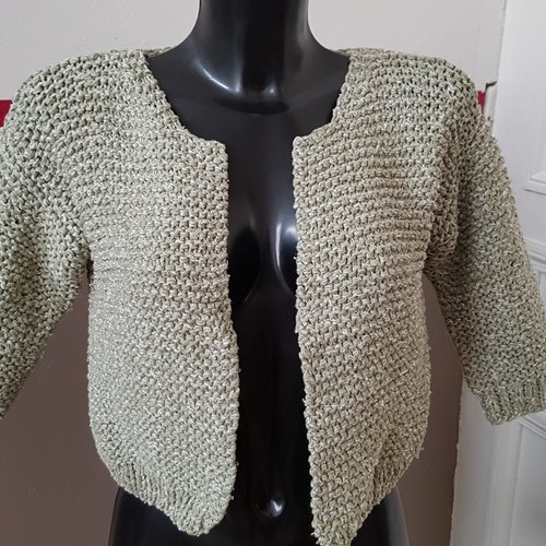 Gilet court vert t. 36 tricoté main neuf