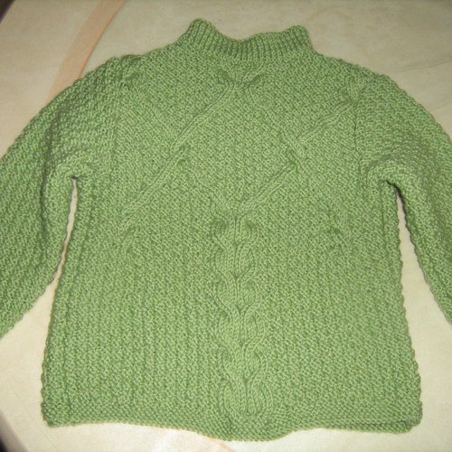 Pull en laine vert mixte t. 2 ans tricoté main