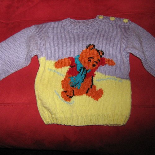 Pull jacquard avec ourson t. 18 mois tricoté main