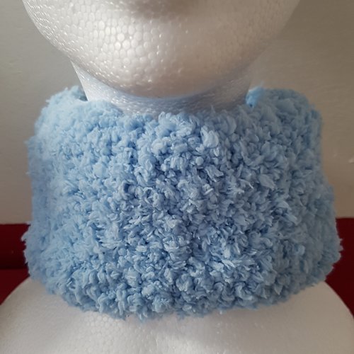 Snood pour bébé bleu t. 12 mois tricoté main