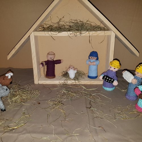 Personnages de crèche, santons au tricot, fait à la main, en laine, zéro déchet