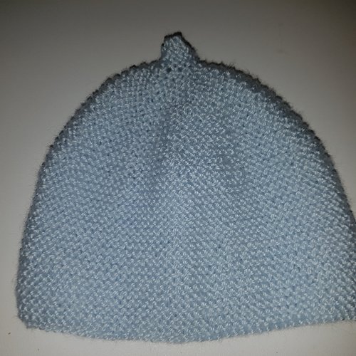 Bonnet pour bébé, au point mousse, tricoté à la main, tailles naissance, 3 mois, 6 mois, bleu, en laine mélangée