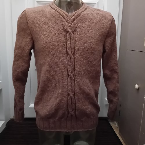 Pull homme marron en laine tricoté à la main, taille l ou 48/50, col v, avec torsades, fil français, chic, élégant, sobre
