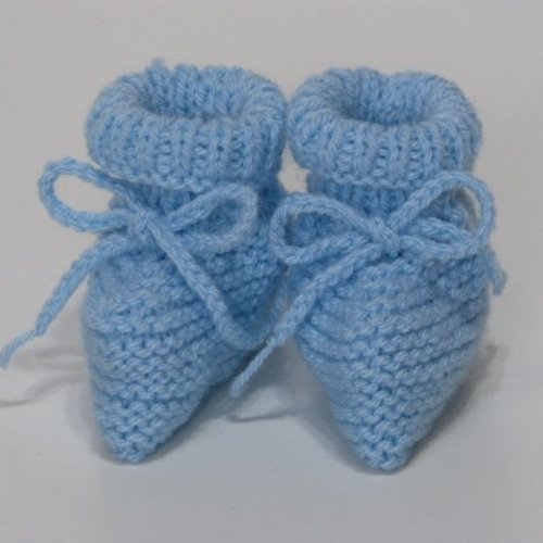 Chaussons bleu ciel pour bébé